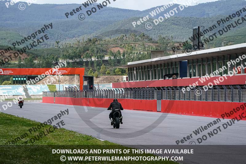 motorbikes;no limits;peter wileman photography;portimao;portugal;trackday digital images